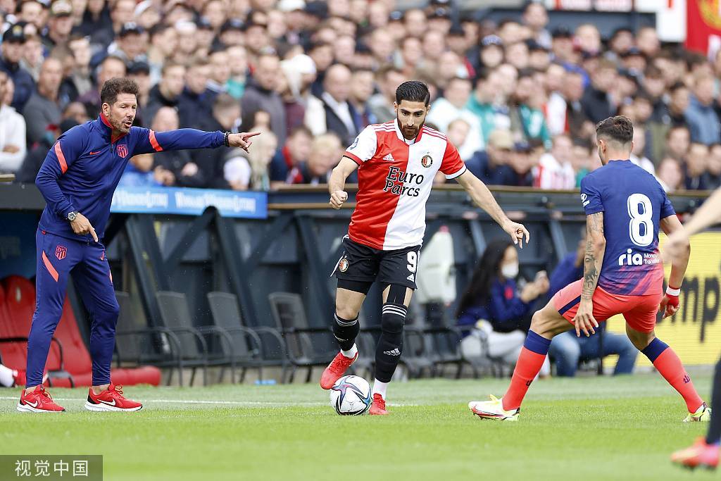 头角的年轻 头角的年轻