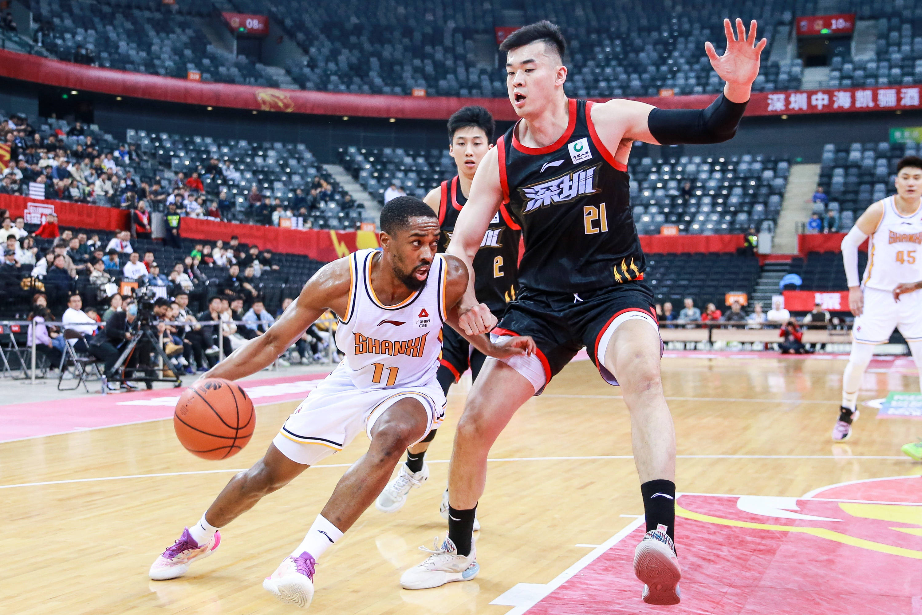 和培养足球 和培养足球