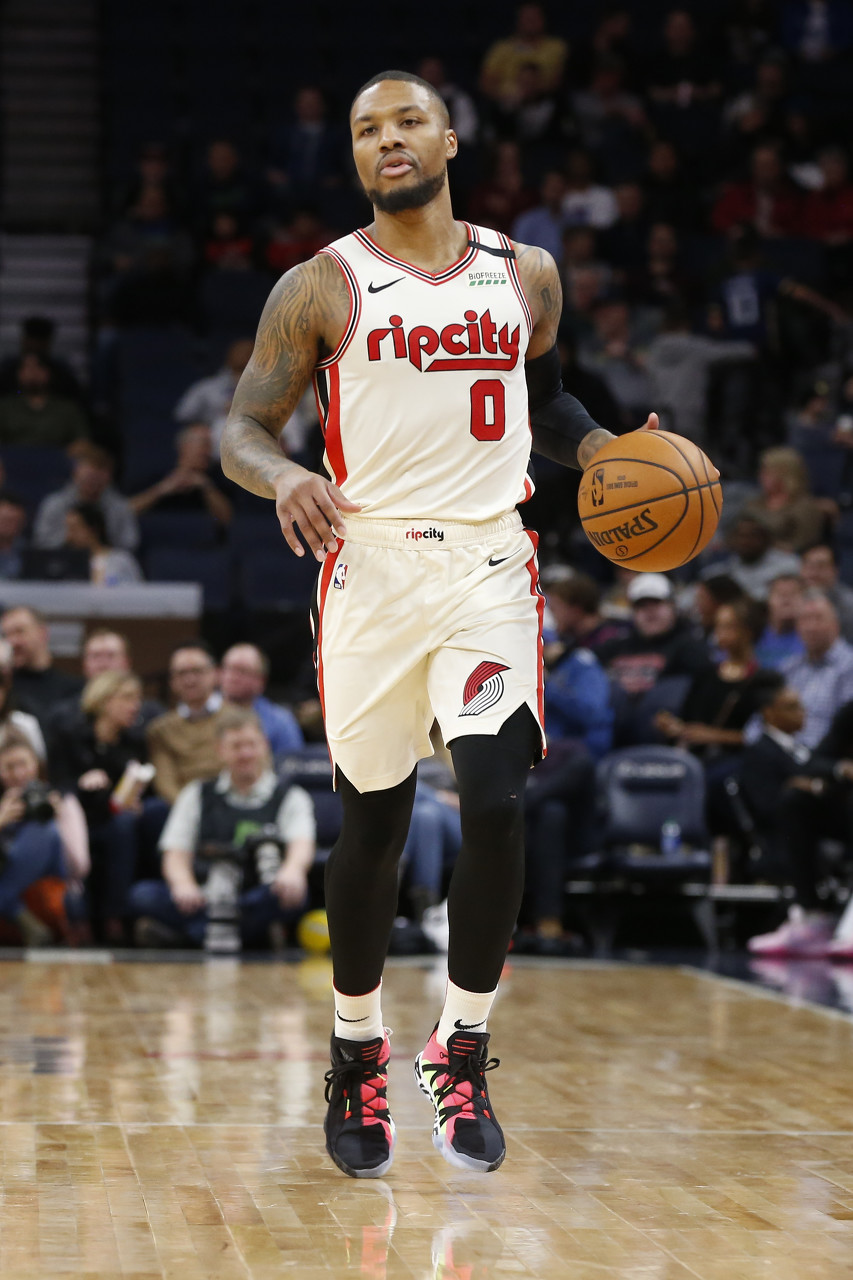 他以出色的 他以出色的